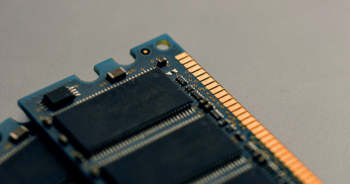 An image capturing a portion of an SDRAM module for the article "DDR5 SDRAM: Advantages and Disadvantages"